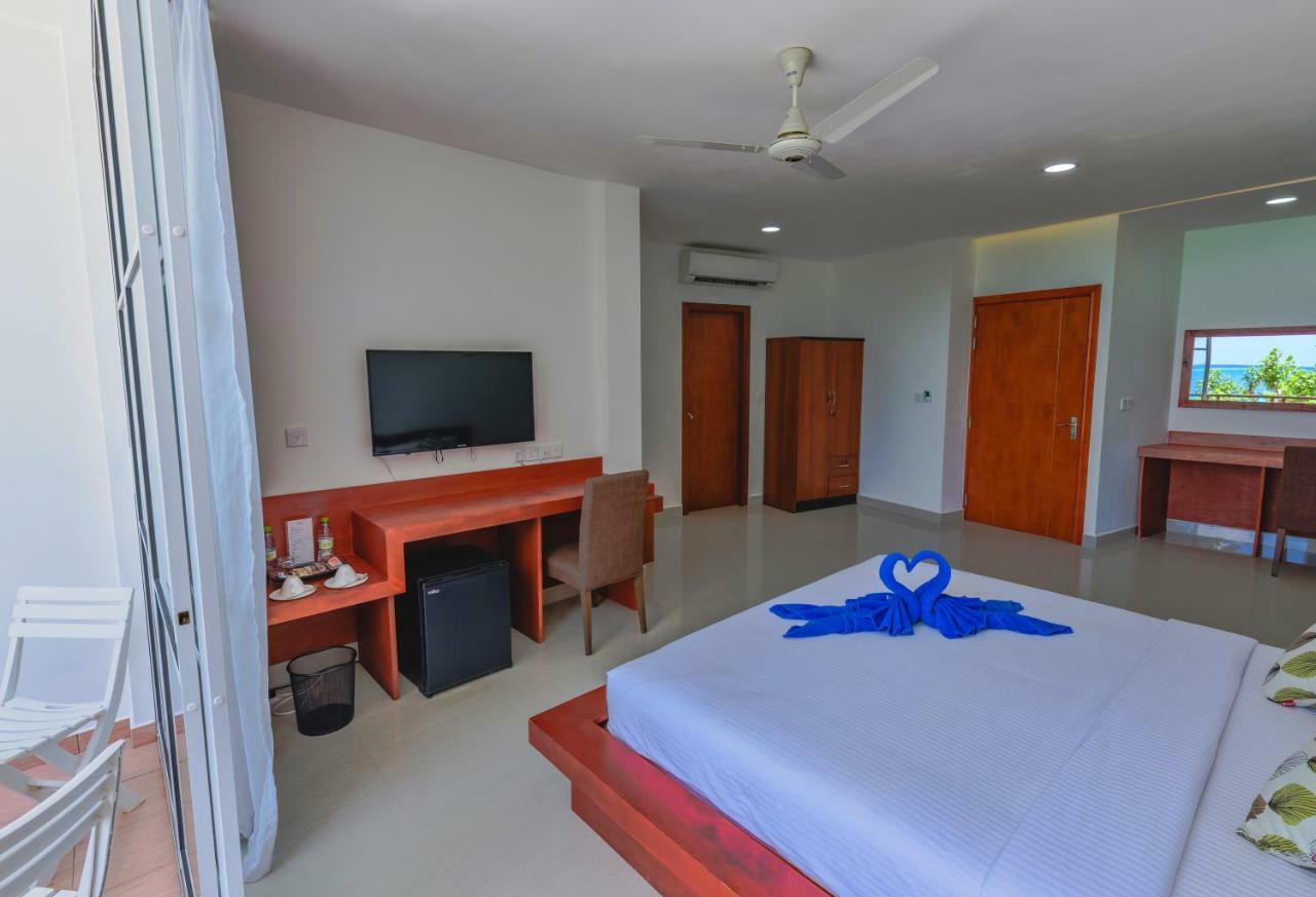Athiri Beach Maldives Dhigurah  Luaran gambar