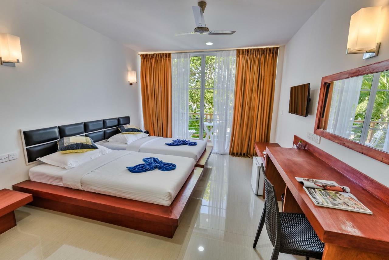 Athiri Beach Maldives Dhigurah  Luaran gambar